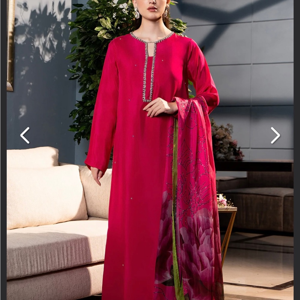 Stunning 100% pure Silk Designer Kaftan Size L Magenta New Arrival NWT